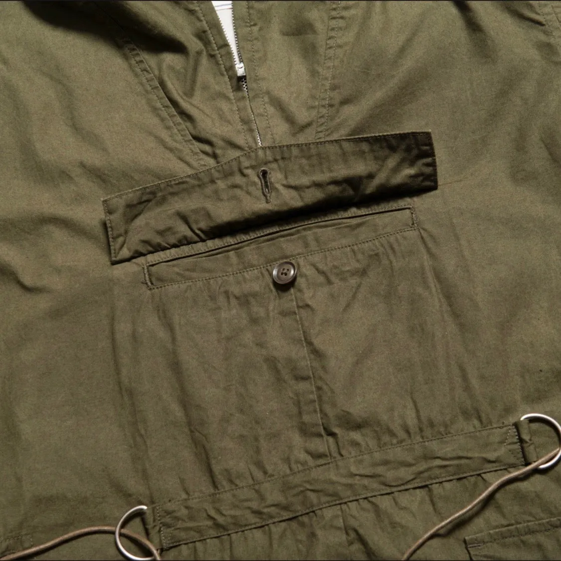 Brush High Density Water-Repellant Cotton Poplin Anorak in Forest Green