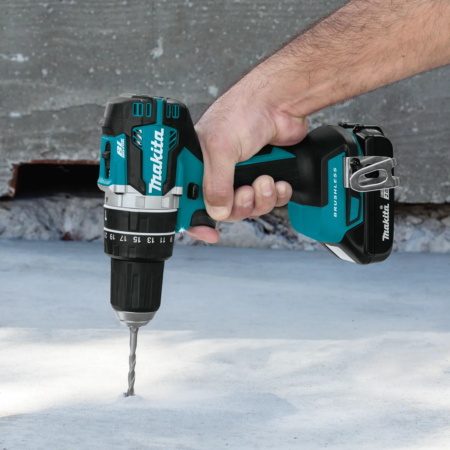 Makita XT269R 18 Volt LXT 2-Tool Compact Brushless Cordless Combo Kit