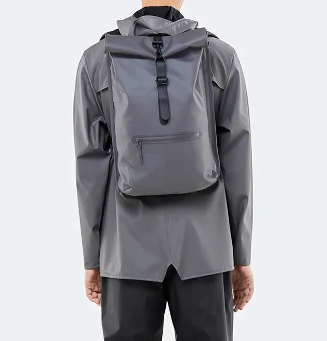 RAINS Rolltop Rucksack – Charcoal